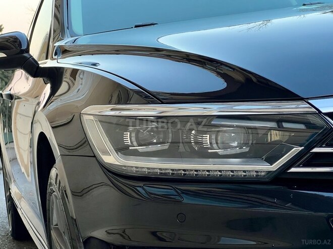 Volkswagen Passat 2018, 138,327 km - 1.8 l - Bakı