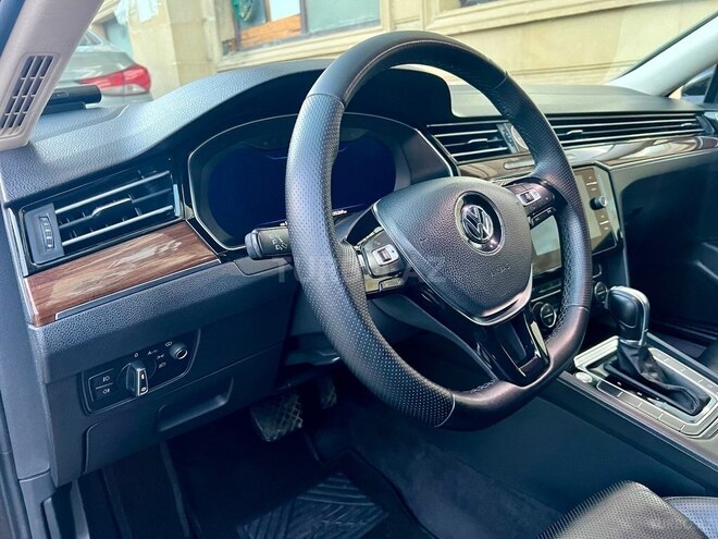 Volkswagen Passat 2018, 138,327 km - 1.8 l - Bakı