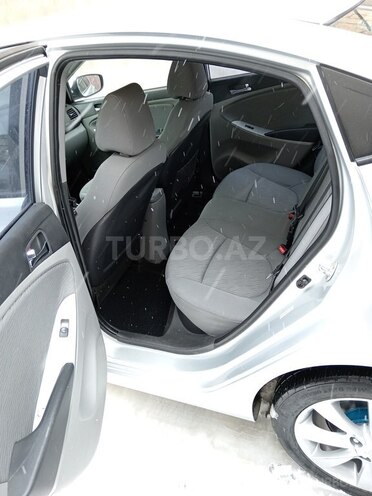 Hyundai Accent 2013, 122,000 km - 1.6 l - Bakı