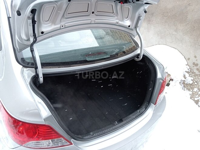 Hyundai Accent 2013, 122,000 km - 1.6 l - Bakı