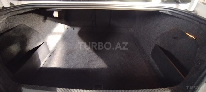 Volkswagen Passat 2010, 200,000 km - 1.8 л - Gəncə