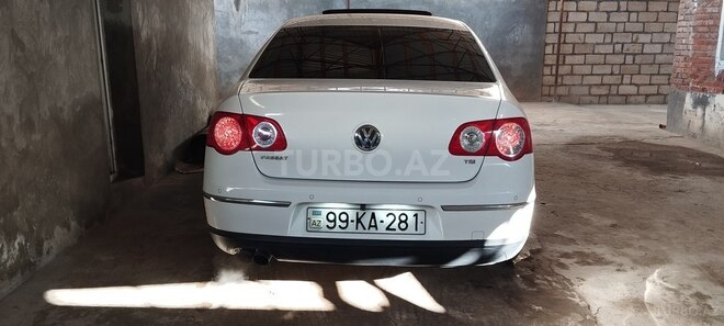 Volkswagen Passat 2010, 200,000 km - 1.8 л - Gəncə