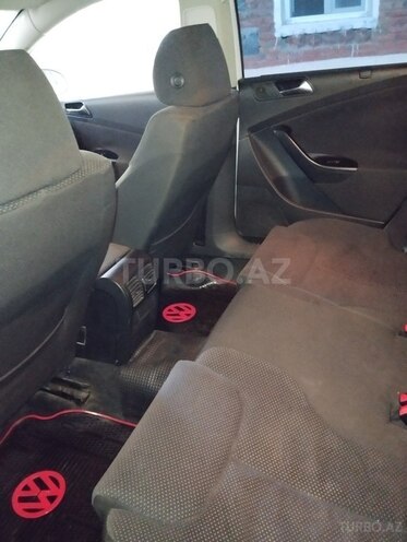 Volkswagen Passat 2010, 200,000 km - 1.8 л - Gəncə
