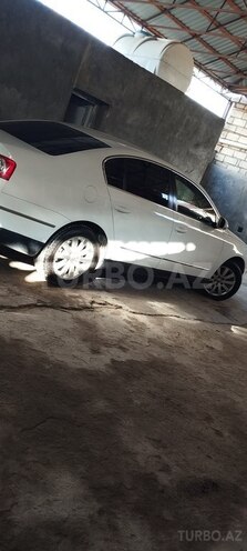 Volkswagen Passat 2010, 200,000 km - 1.8 л - Gəncə
