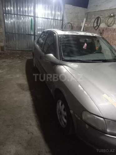 Opel Vectra 1995, 350,000 km - 1.6 l - Gəncə