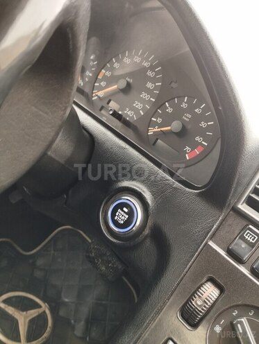 Mercedes C 180 1994, 406,000 km - 1.8 л - Bakı