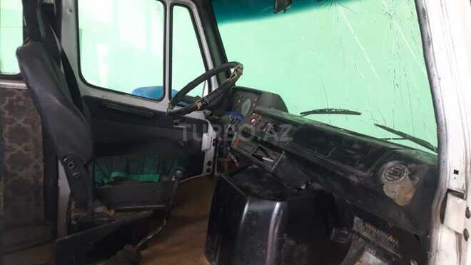 Mercedes  1994, 273,000 km - 2.3 l - Qazax