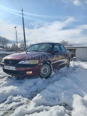 Opel Vectra 1998, 441,648 km - 1.8 л - Quba