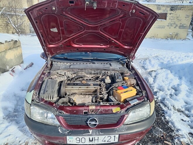 Opel Vectra 1998, 441,648 km - 1.8 л - Quba