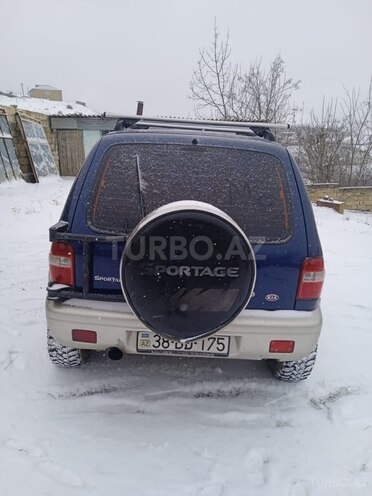 Kia Sportage 2000, 243,000 km - 2.0 l - Qusar