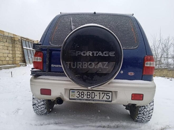 Kia Sportage 2000, 243,000 km - 2.0 l - Qusar