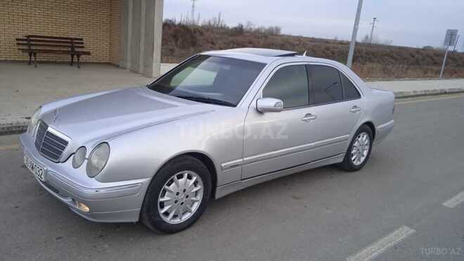 Mercedes E 220 2000, 380,000 km - 2.2 l - Bakı