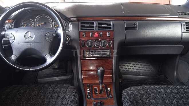 Mercedes E 220 2000, 380,000 km - 2.2 l - Bakı