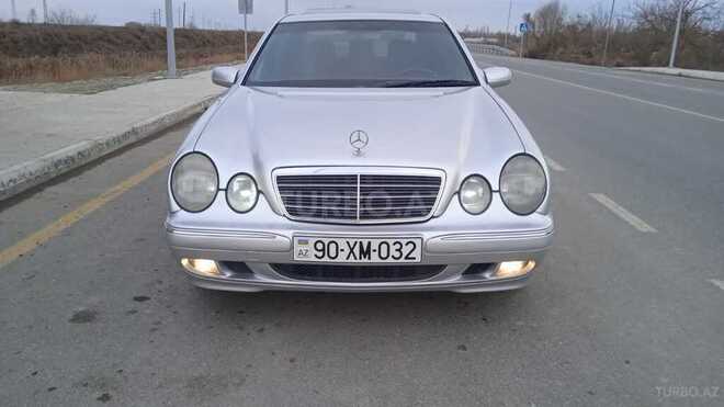 Mercedes E 220 2000, 380,000 km - 2.2 l - Bakı