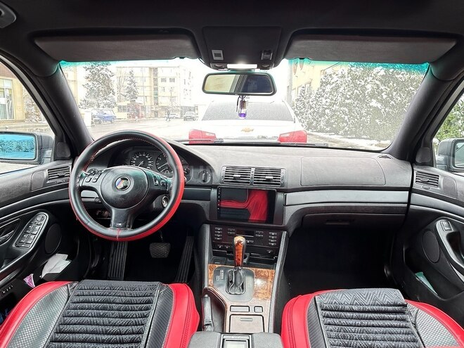 BMW 528 1999, 330,000 km - 2.8 л - Gəncə