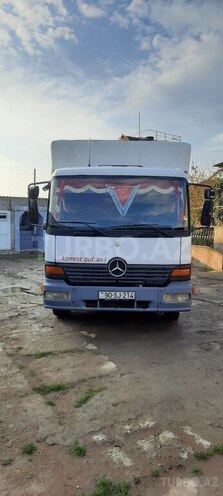 Mercedes Atego 1218 2001, 750,000 km - 4.8 l - Salyan