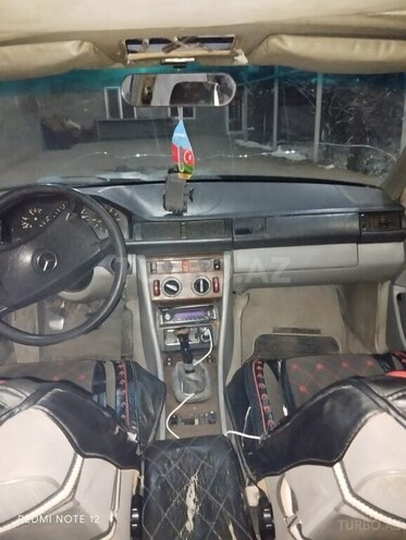 Mercedes E 200 1987, 87,000 km - 2.0 l - Göyçay