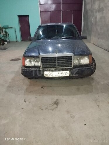 Mercedes E 200 1987, 87,000 km - 2.0 l - Göyçay