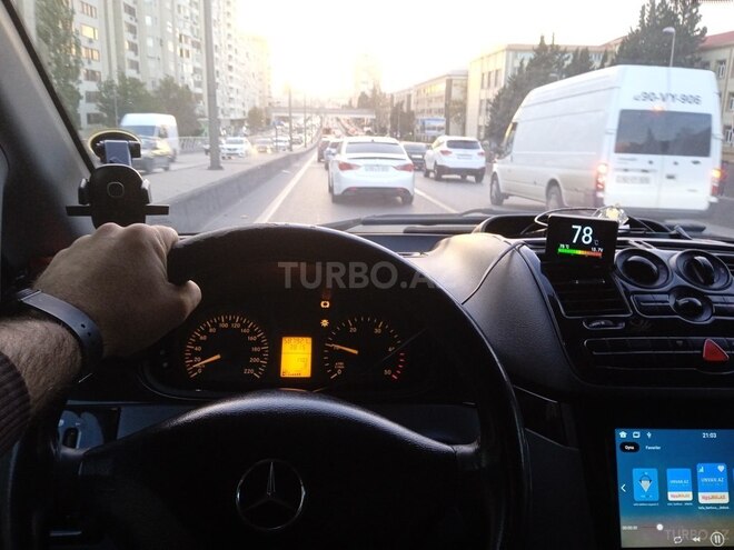Mercedes Vito 111 2009, 452,321 km - 2.2 l - Zaqatala