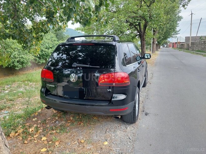 Volkswagen Touareg 2004, 352,000 km - 3.2 л - Şəki