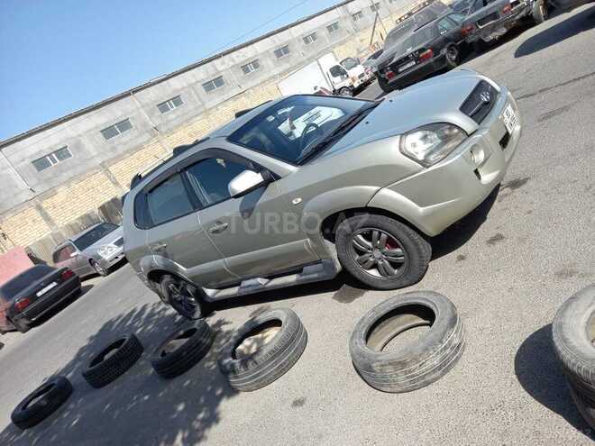 Hyundai Tucson 2008, 200,000 km - 2.0 l - Bakı