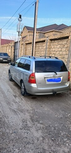 Toyota Corolla 2005, 246,000 km - 1.4 l - Mingəçevir