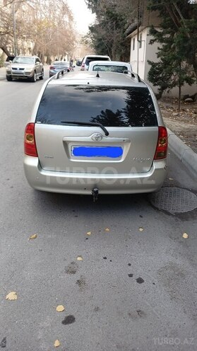 Toyota Corolla 2005, 246,000 km - 1.4 l - Mingəçevir
