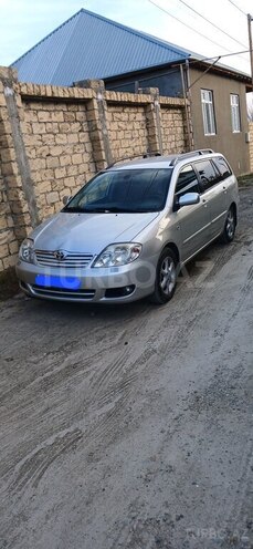 Toyota Corolla 2005, 246,000 km - 1.4 l - Mingəçevir