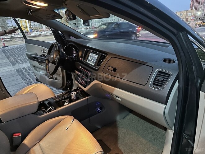 Kia Carnival 2016, 123,000 km - 2.2 l - Bakı