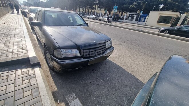 Mercedes C 220 1998, 518,000 km - 2.2 l - Bakı