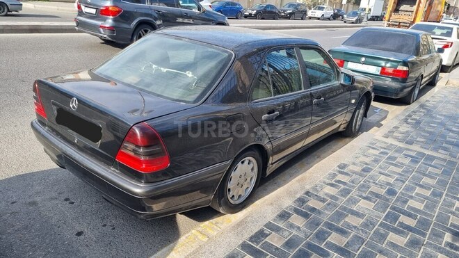 Mercedes C 220 1998, 518,000 km - 2.2 l - Bakı
