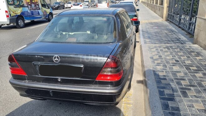 Mercedes C 220 1998, 518,000 km - 2.2 l - Bakı