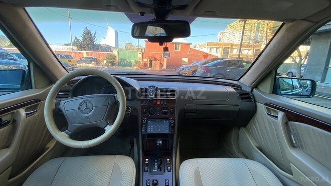 Mercedes C 220 1995, 430,000 km - 2.2 l - Bakı