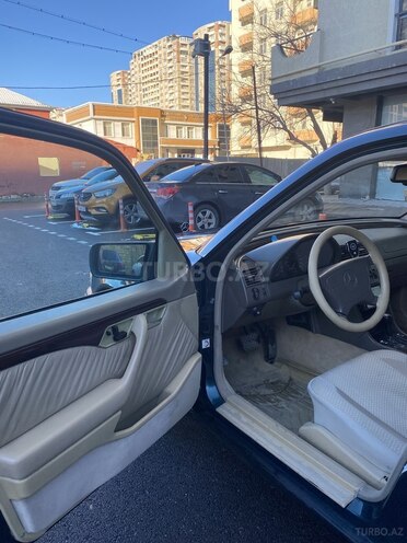 Mercedes C 220 1995, 430,000 km - 2.2 l - Bakı