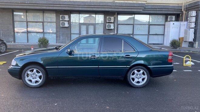 Mercedes C 220 1995, 430,000 km - 2.2 l - Bakı