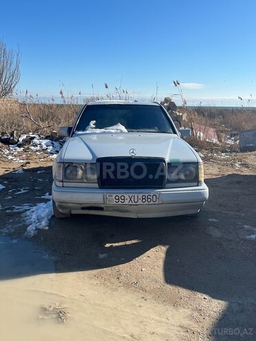 Mercedes E 250 1987, 250,000 km - 2.5 l - Bakı