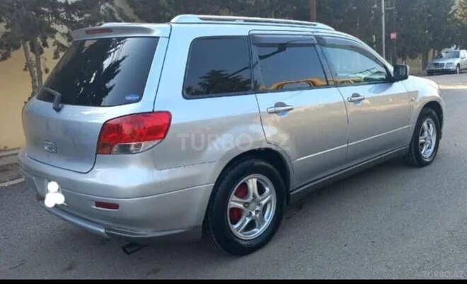 Mitsubishi Airtrek 2003, 199,000 km - 2.0 л - Bakı
