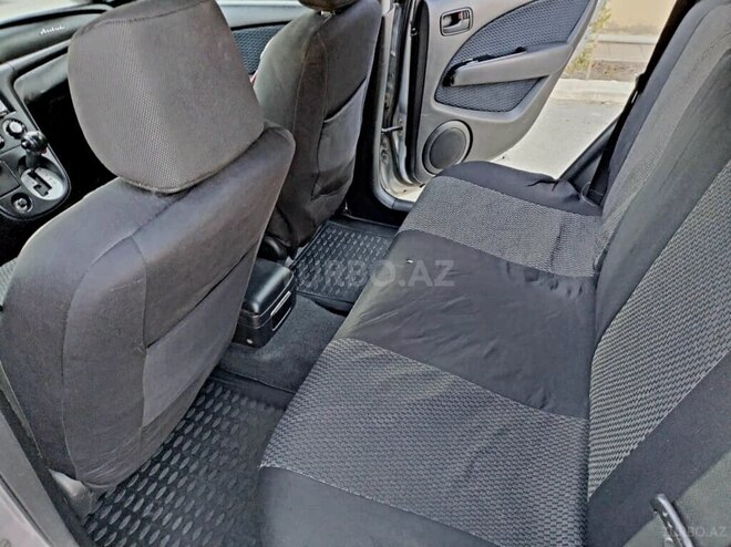 Mitsubishi Airtrek 2003, 199,000 km - 2.0 л - Bakı