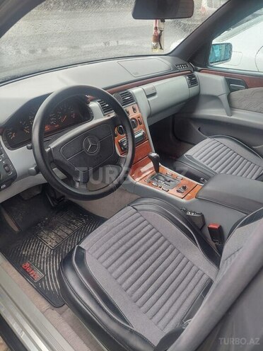 Mercedes E 240 1998, 389,453 km - 2.4 l - Gəncə