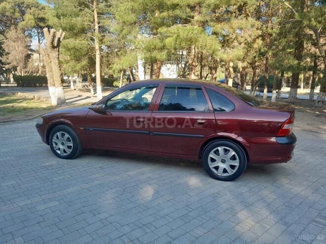 Opel Vectra 1996, 400,000 km - 1.8 l - Sumqayıt