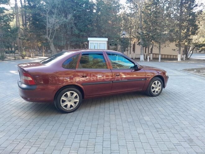 Opel Vectra 1996, 400,000 km - 1.8 l - Sumqayıt