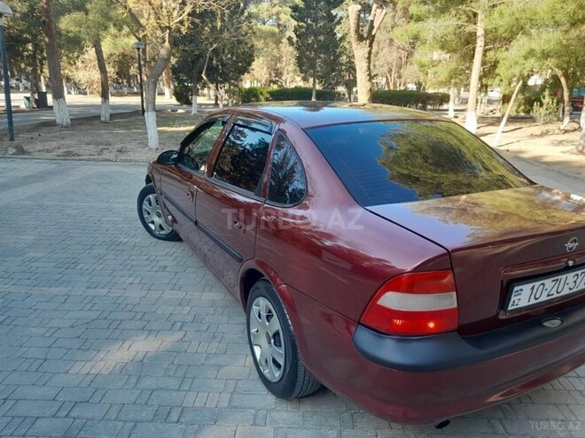 Opel Vectra 1996, 400,000 km - 1.8 l - Sumqayıt