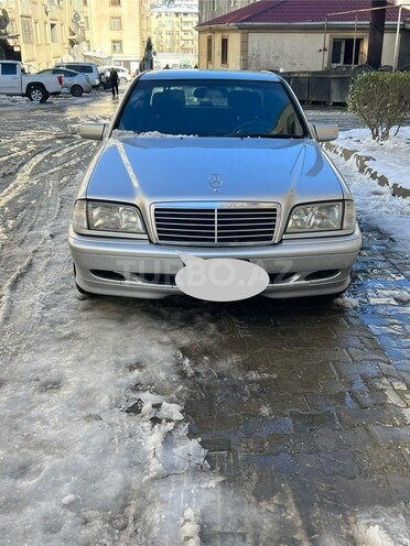 Mercedes C 200 1999, 285,056 km - 2.0 l - Bakı