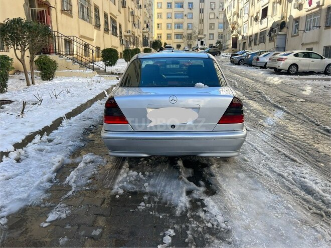 Mercedes C 200 1999, 285,056 km - 2.0 l - Bakı