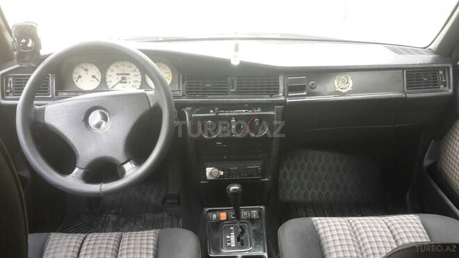 Mercedes 190 1991, 255,000 km - 2.0 l - Gəncə