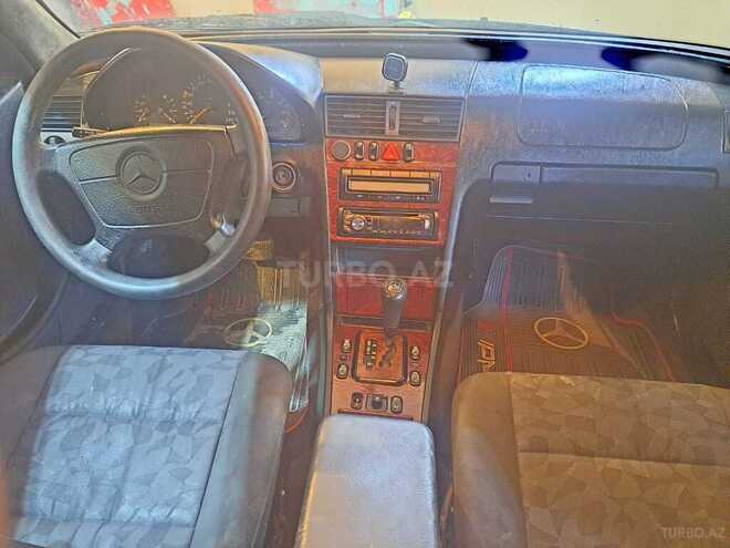 Mercedes C 200 1999, 250,000 km - 2.0 л - Bakı