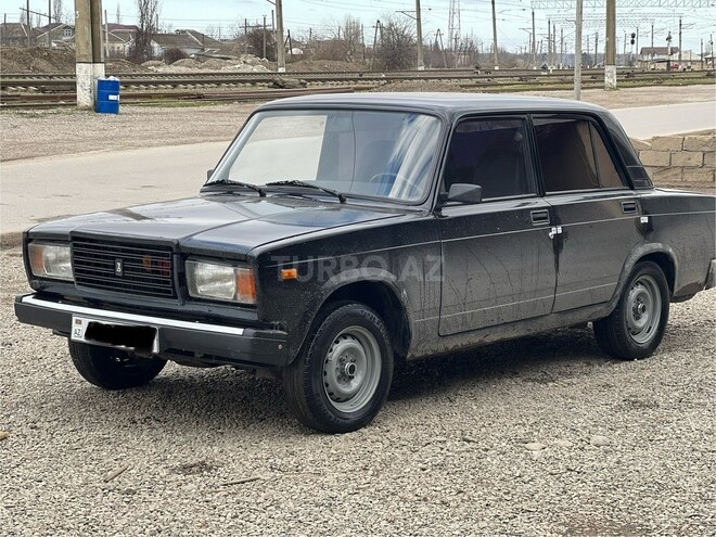 LADA (VAZ) 2107 2010, 220,000 km - 1.6 л - Xudat