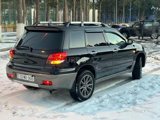 Mitsubishi Outlander 2004, 325,142 km - 2.4 l - Sumqayıt