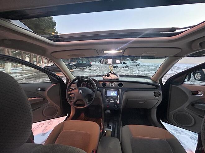 Mitsubishi Outlander 2004, 325,142 km - 2.4 l - Sumqayıt