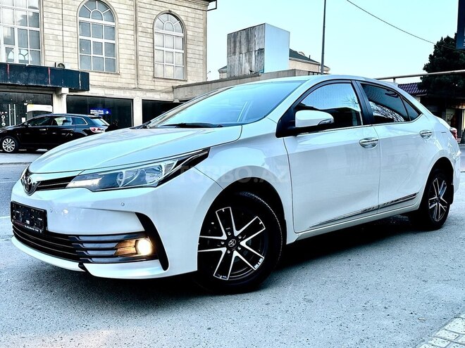 Toyota Corolla 2018, 188,000 km - 1.6 л - Bakı